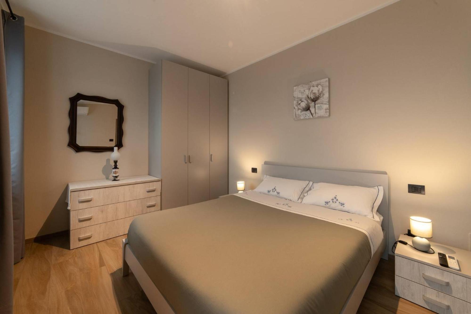 Casa Rubbo - Appartamento In Collina 'Monviso' Alba  Esterno foto